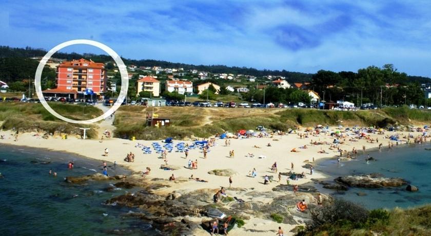 Hotel Delfin Azul Playa de la Lanzada Esterno foto